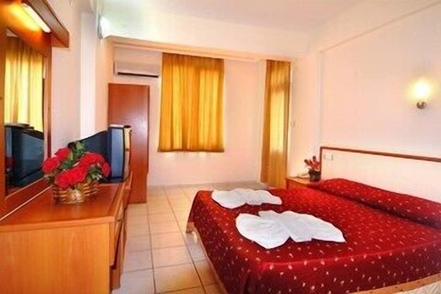 Hotel Hedef Kleopatra Golden Sun Alanya Exterior foto